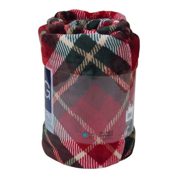 The Big One Oversized Plaid Plush Throw Blanket 5 x 6 Polyester Red Holiday - Picture 2 of 10